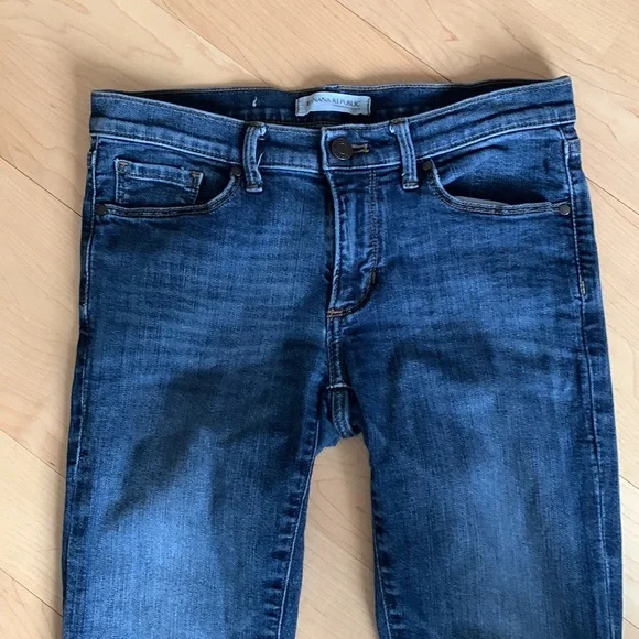 Banana Republic skinny ankle jeans. Very good gently loved condition. - Picture 2 of 7